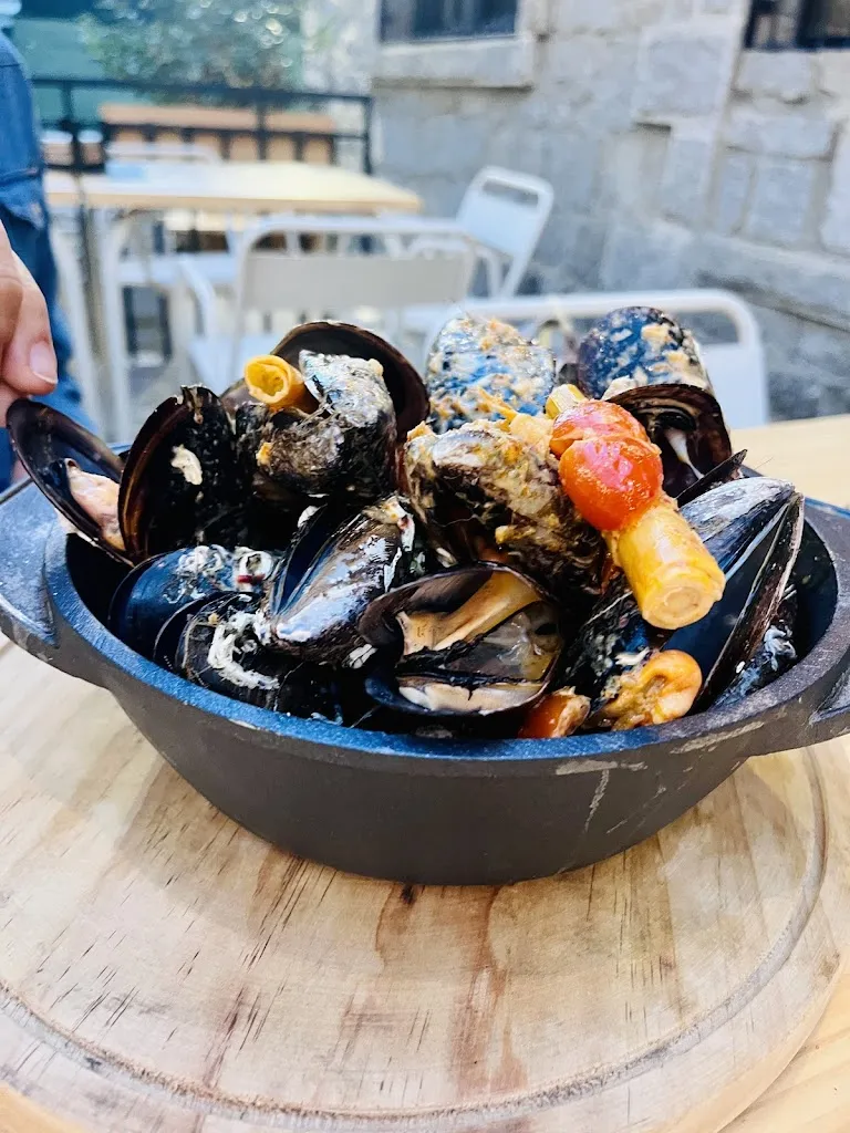 Menu_Traveler by Lopez & Lopez_Moralzarzal_image_7