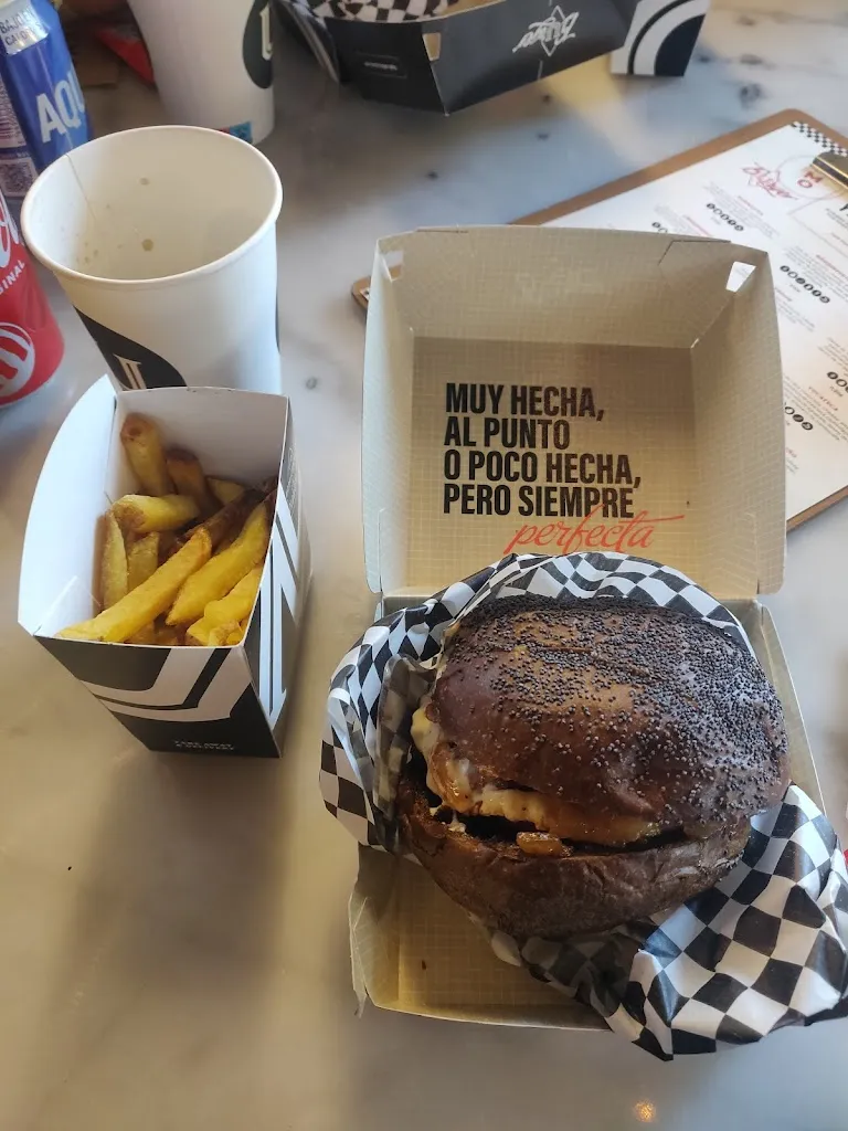 Menu_UMO Burger_Moralzarzal_immagine_7