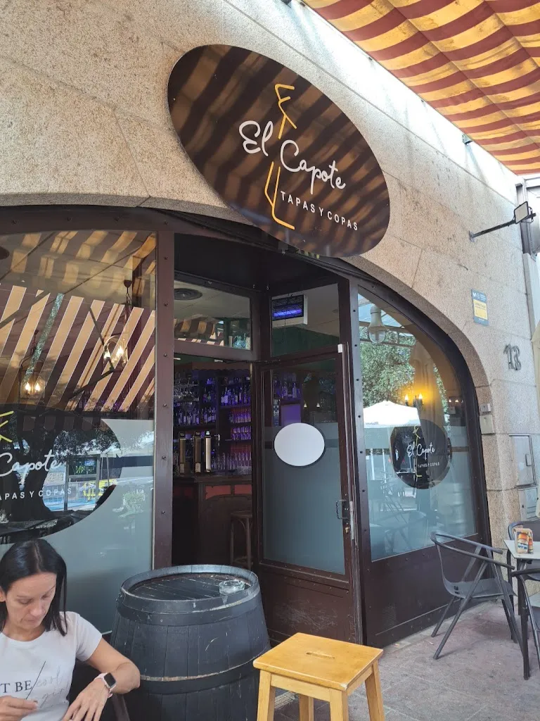 El Capote Tapas&Copas restaurant in Moralzarzal