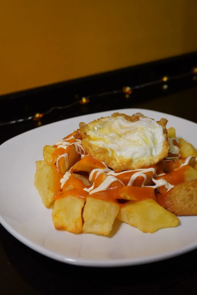 El Capote Tapas&Copas_Moralzarzal_slider_image_3