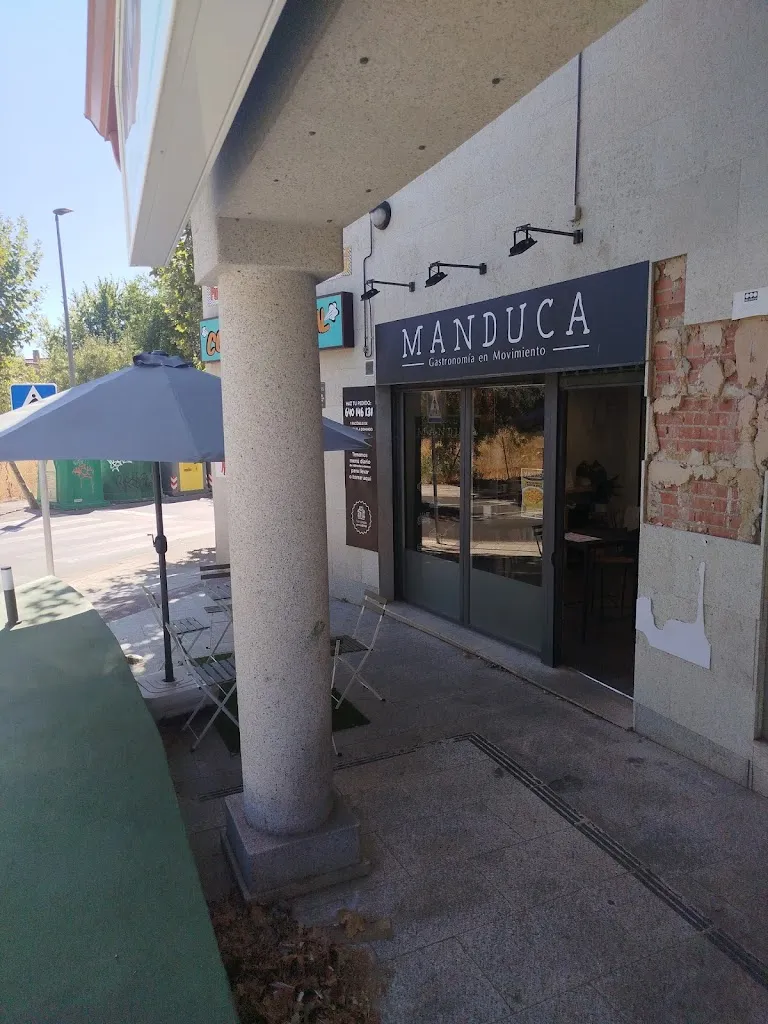 Manduca - gastronomía en movimiento, restaurante y comida para llevar_Moralzarzal_slider_image_3