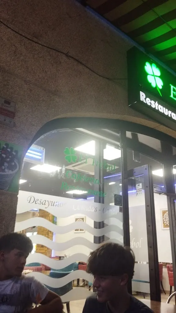 gonzalo garcia fernandez_Cafetería - restaurante El Trébol_Moralzarzal_review