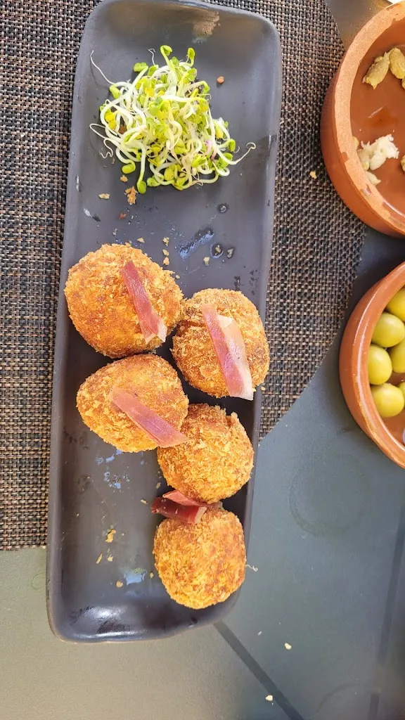 Carels Tovar Mendoza_El Chiscon de Patones_Patones_review