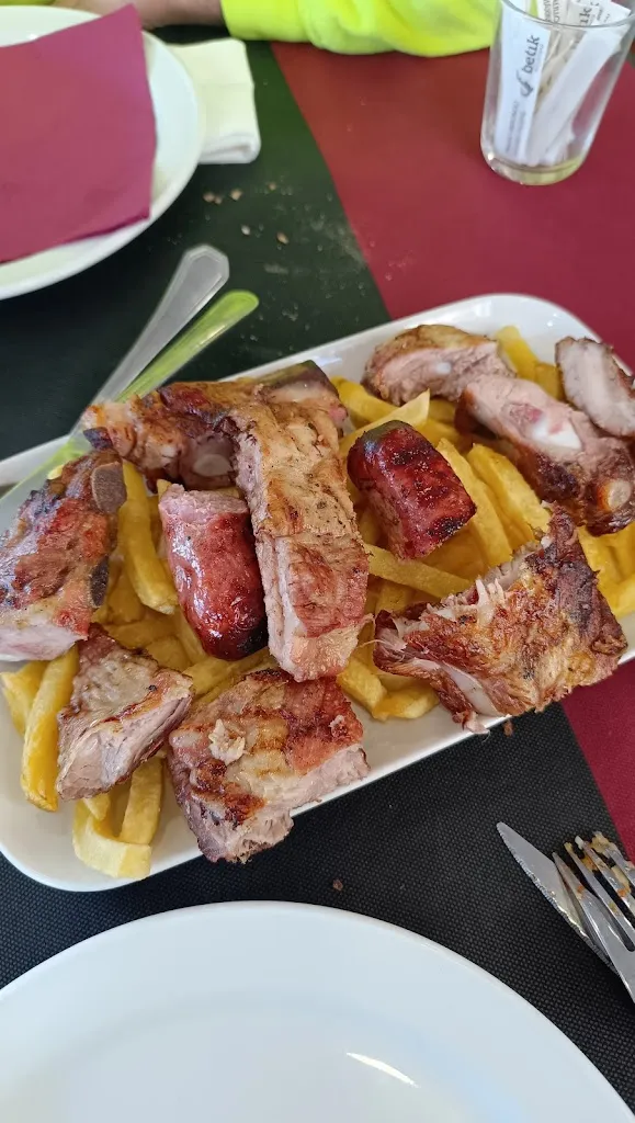 Angela_Restaurante Casa Hanane_Boiro_review