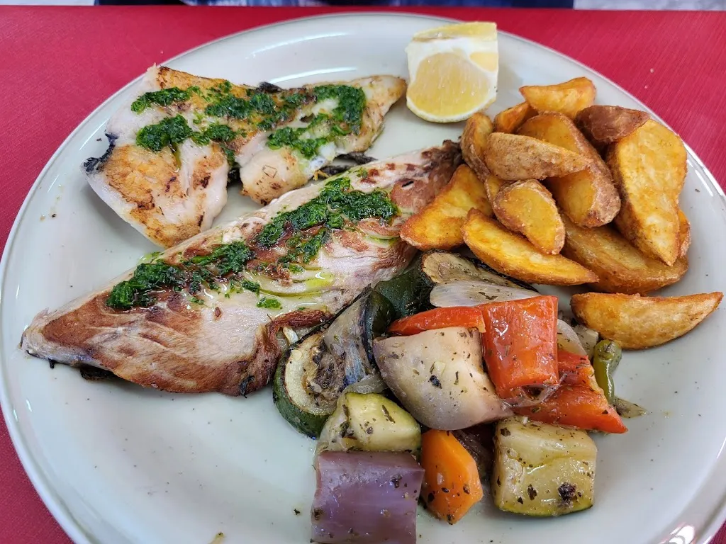 Russell Churchill_La sabrosa_Ondara_review