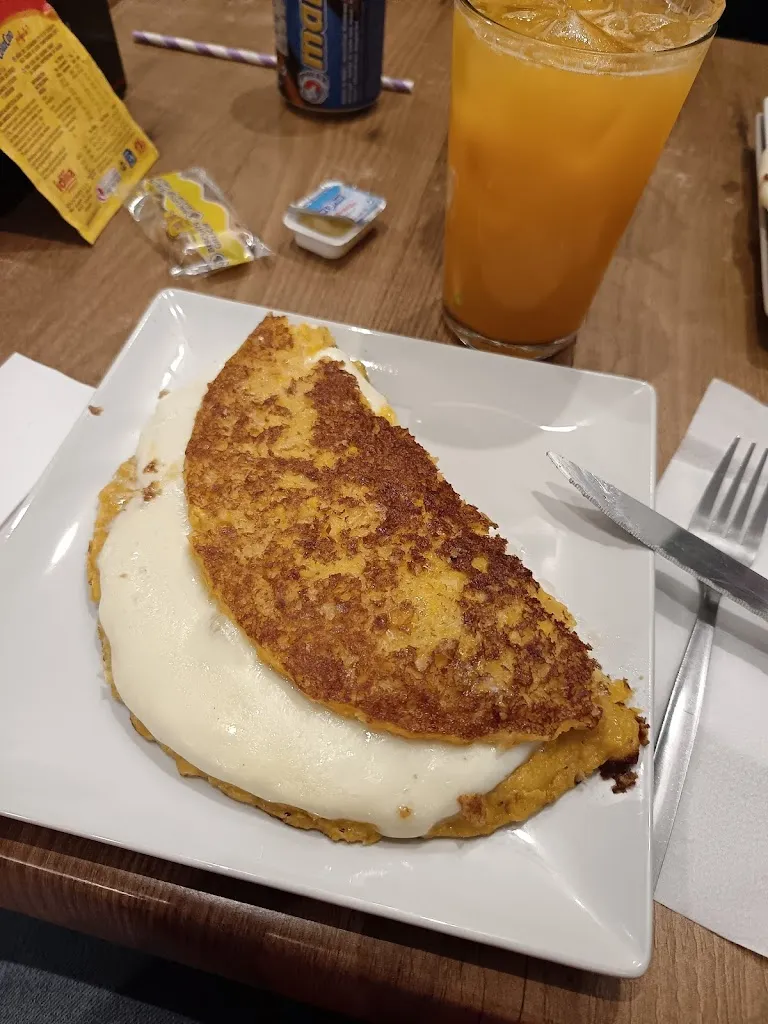 Beatriz González_Sofía's bar & rest_Navalcarnero_review