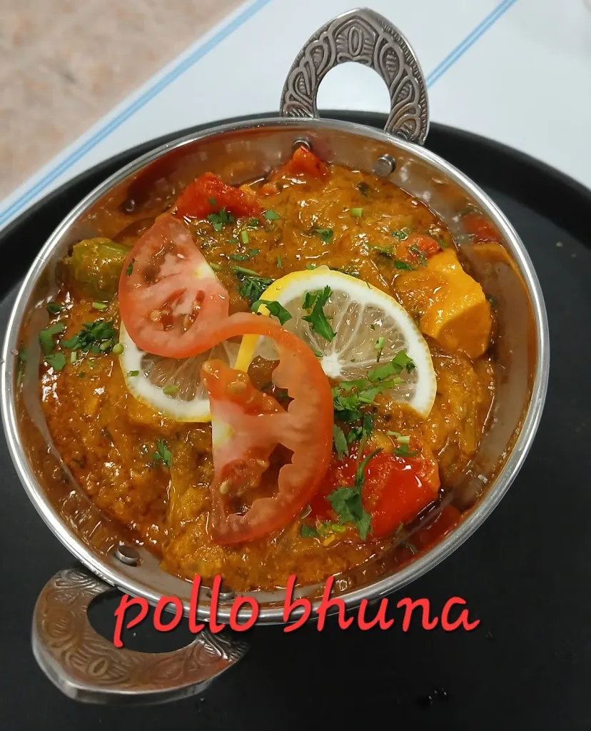 ROY'S TRULY INDIAN TASTE SINCE 1970_Navalcarnero_slider_image_3