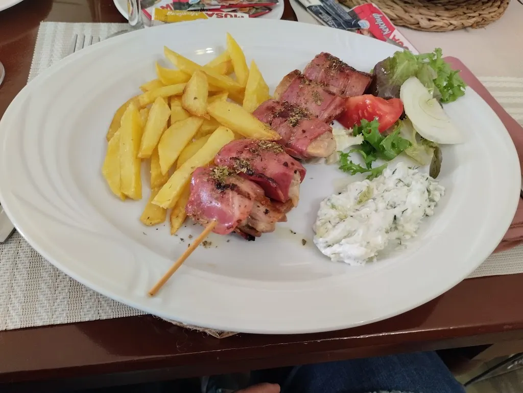 Menu_Restaurante De Tres_Navalcarnero_image_7