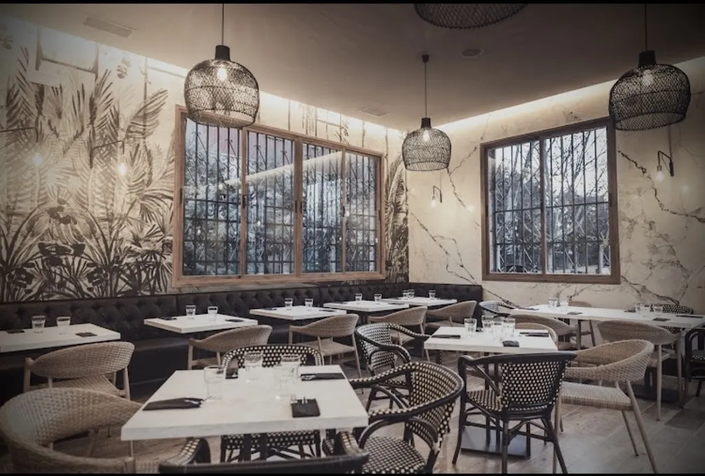 BobbyAxelrod2572_Kiosko Los Charcones_Navalcarnero_review