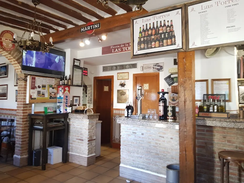 Taberna Las Torres restaurant in Navalcarnero