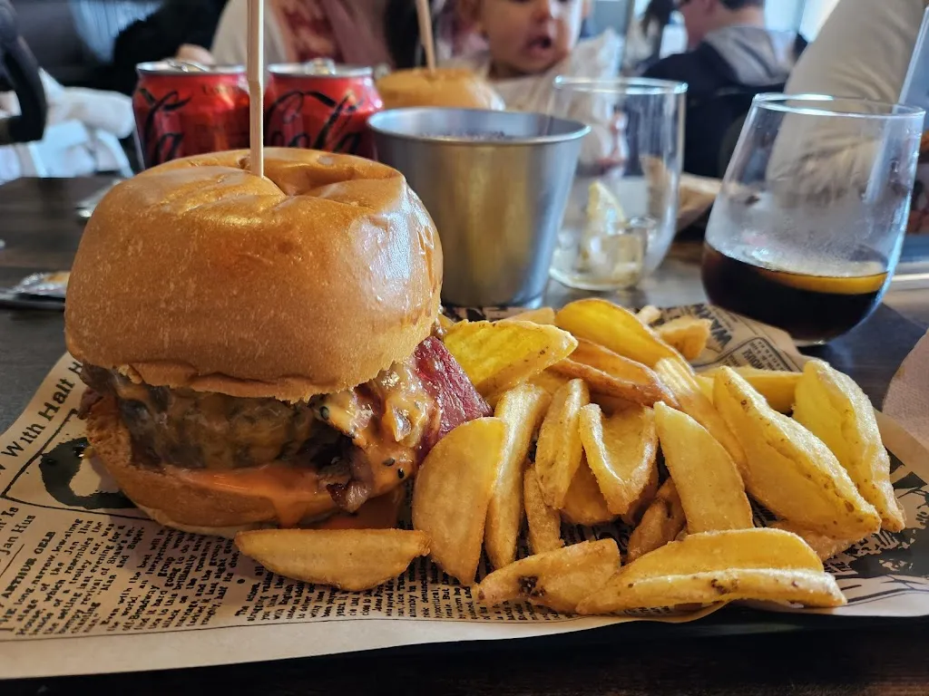 Gema C_Bulls Burguer_Navalcarnero_review