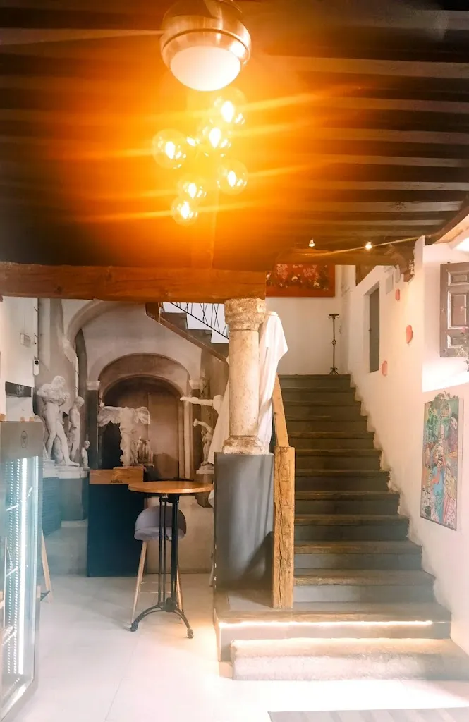 Jairo Ochoa_66_petalos 🌺_Navalcarnero_review