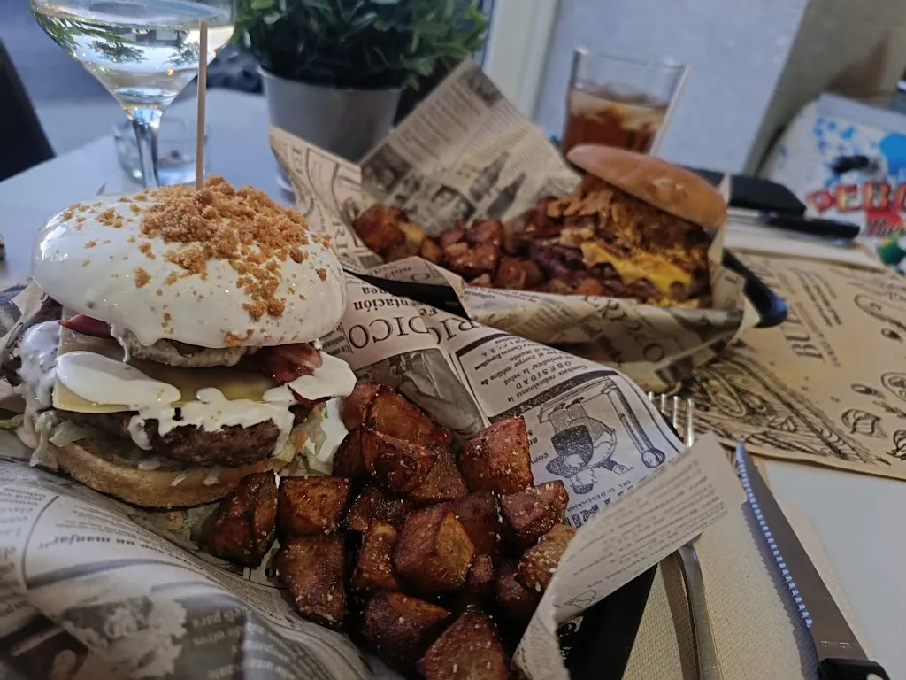 Maria Hernandez Guerra_Bar restaurante Nottingham Prisa_Navalcarnero_review