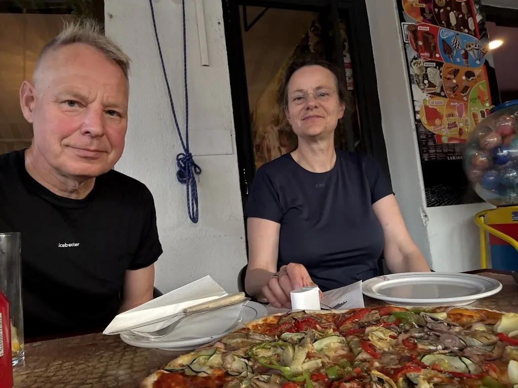 Wytze Schuurmans_La Casona_Pelayos de la Presa_review