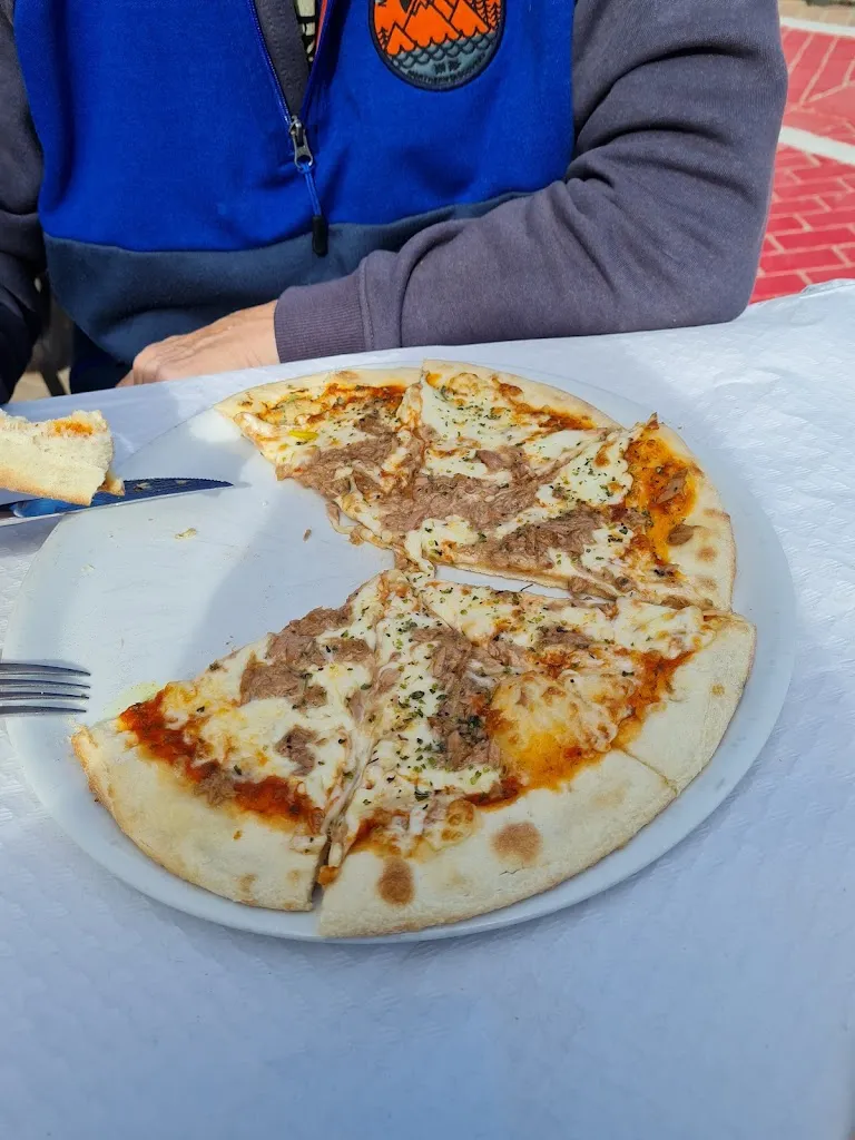 Micheline de Marsac_Pizzería Di Fratelli La Nonna_Ondara_review