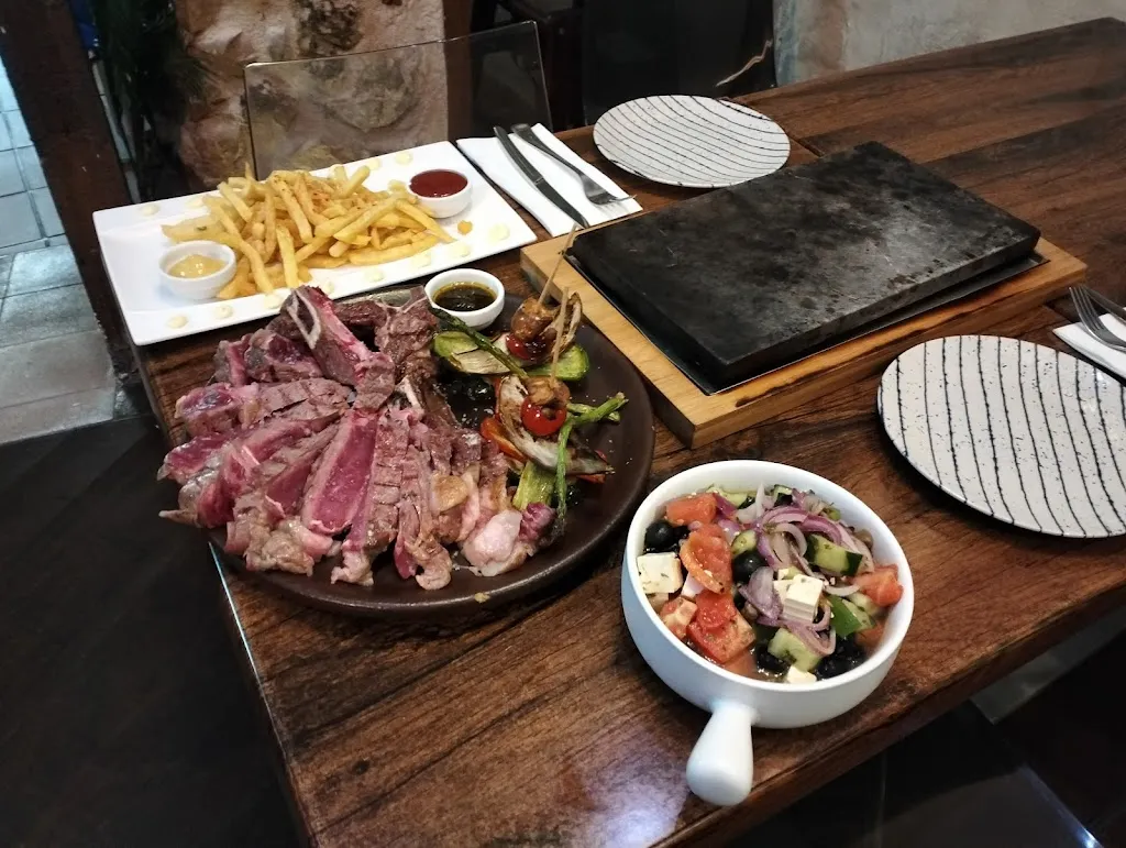 Desig Restaurant_Ondara_slider_image_3