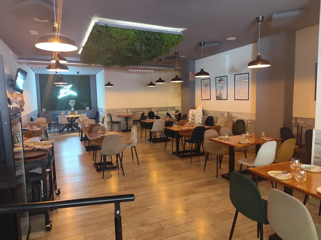 David B. M._Raizes Móstoles_Móstoles_review