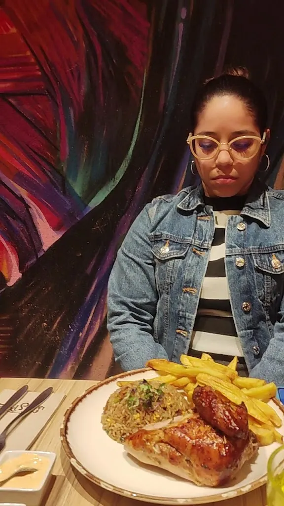 La Cúspide Móstoles - Restaurante Peruano_Móstoles_slider_image_2