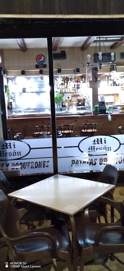 Luís Manuel Peinado_Mi Mesón_Móstoles_recensione