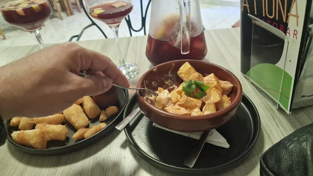 Jose Nuñez_La Mona Restobar_Ondara_review