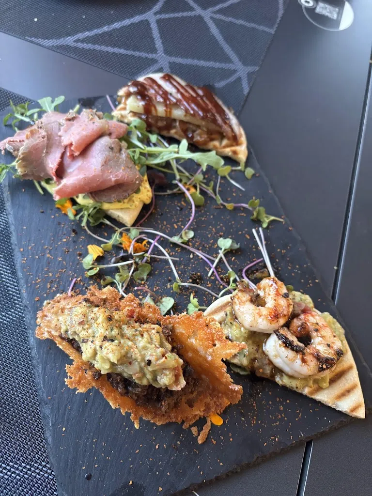 Ana Calatayud_Kiko's Gastrobar_Ondara_review