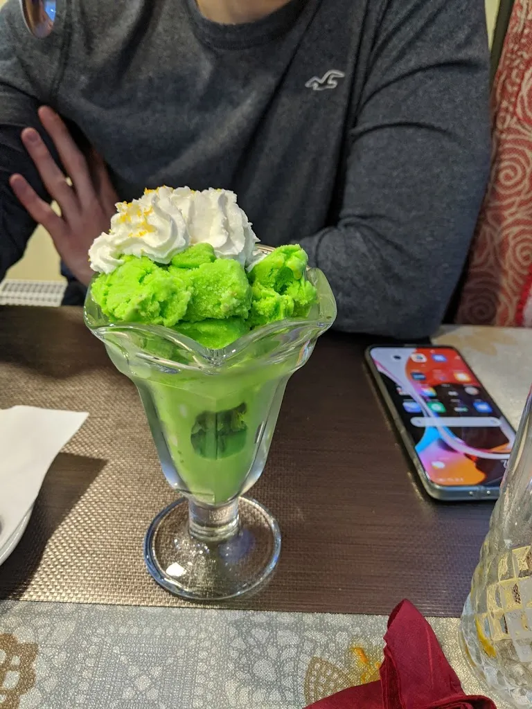 Carla Lamas_Indian Lotus_Parla_review