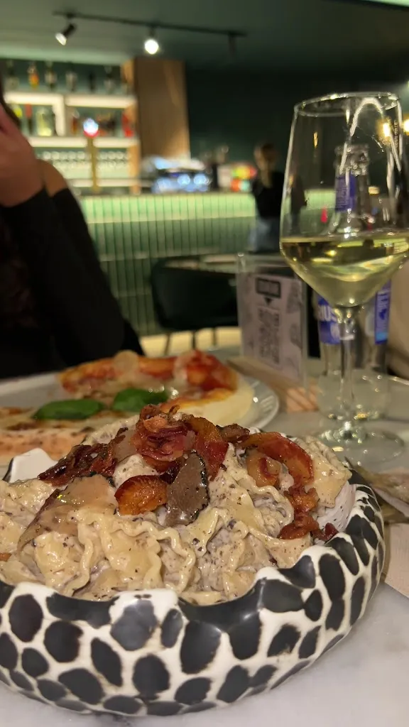 Ineffabile Ristorante | Restaurante italiano en Parla_Parla_slider_image_2