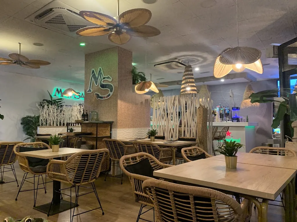 Restaurante Manosanto_Parla_slider_image_1