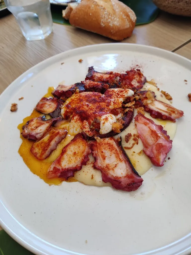 Restaurante Manosanto_Parla_slider_image_3