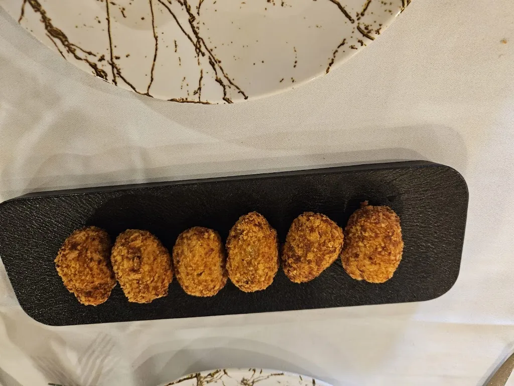 Kinetic Mov_Coco Garden_Parla_review