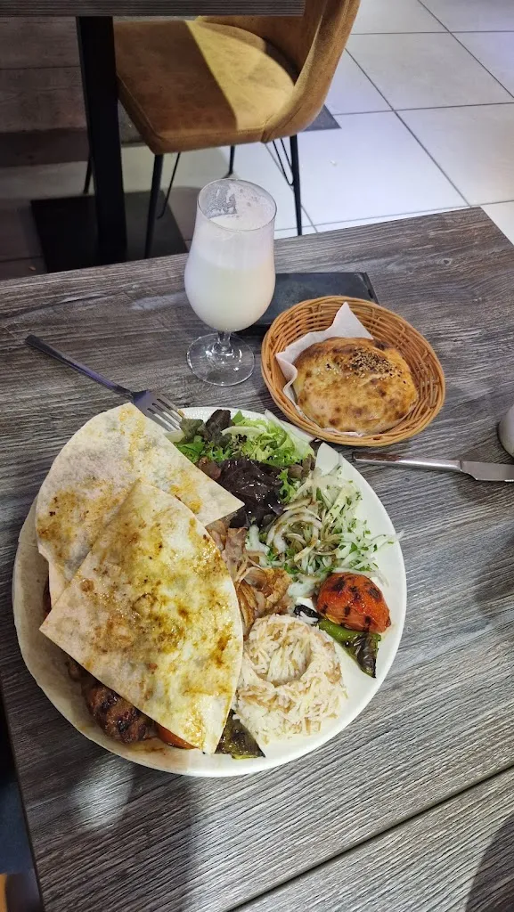 Menu_Restaurante Yoldaş Pizza & Grill_Parla_image_9