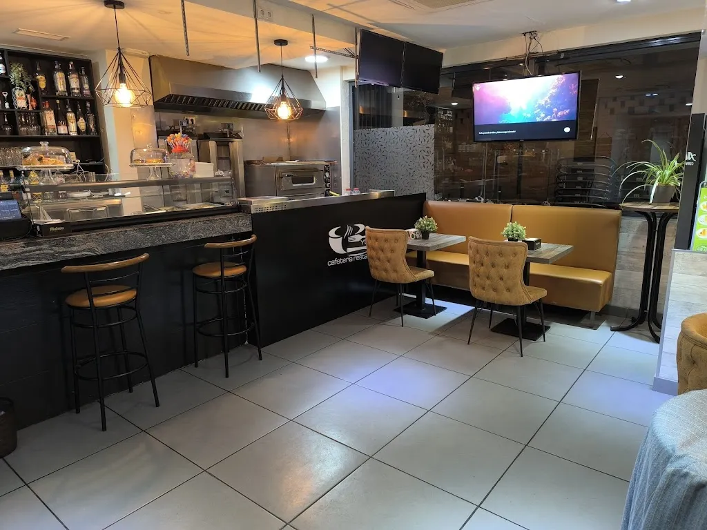 Restaurante Yoldaş Pizza & Grill restaurant in Parla