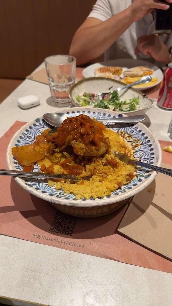 Ali Jarad_Restaurante Argana Nadia, S.L._Parla_review