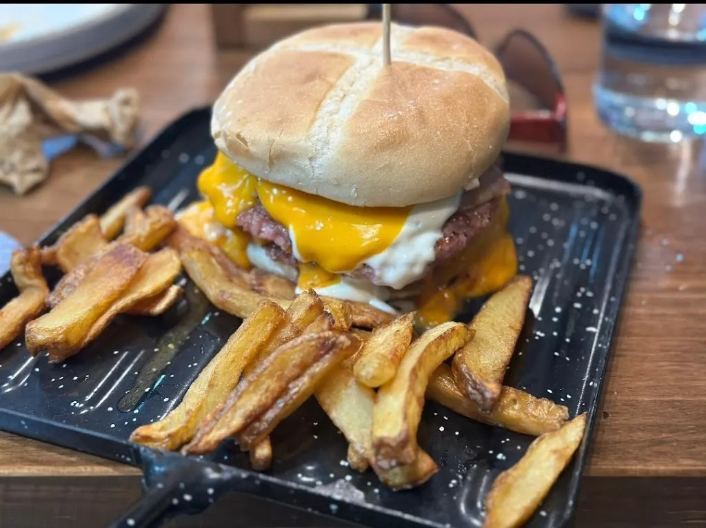 Ona Nao_Parla_slider_image_3