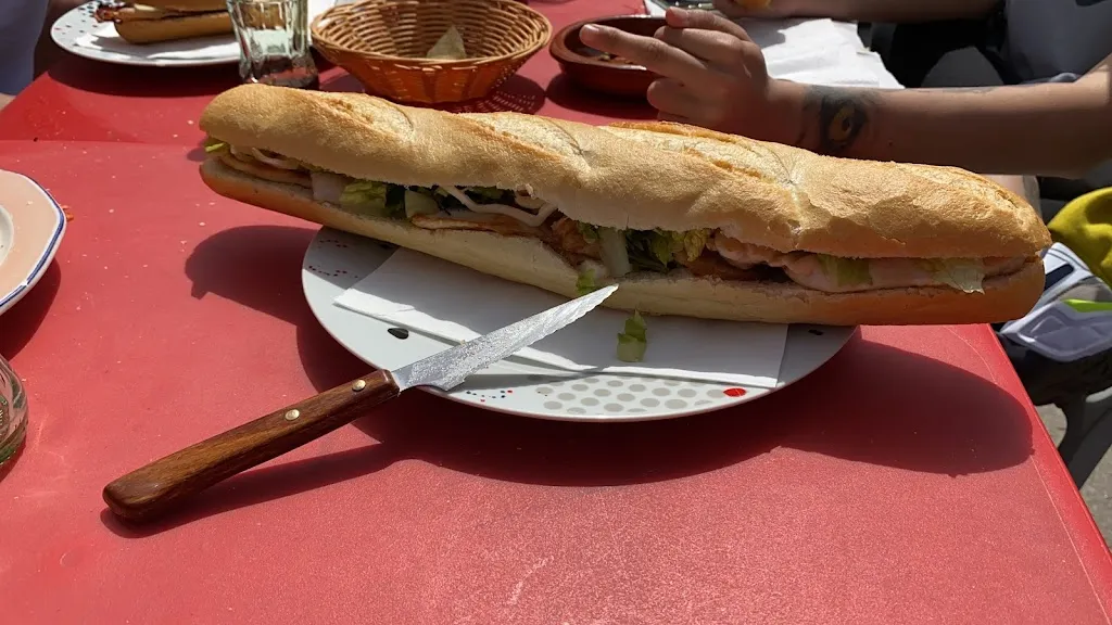 Tami Fernández Delgado_Bar Asador La Plaza_Redueña_review