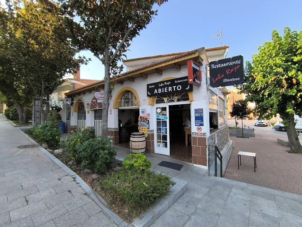 Mesón Lobo Rojo restaurant in Quijorna