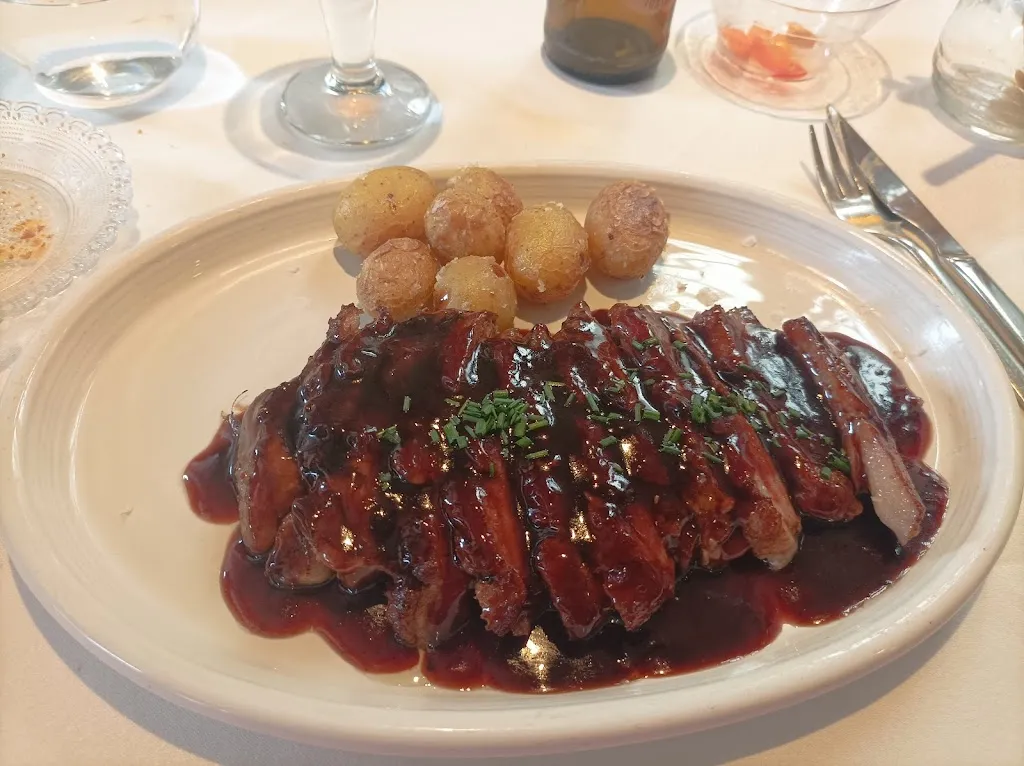 Esteban Crespo Fernandez_La Rotonda_Rivas-Vaciamadrid_review