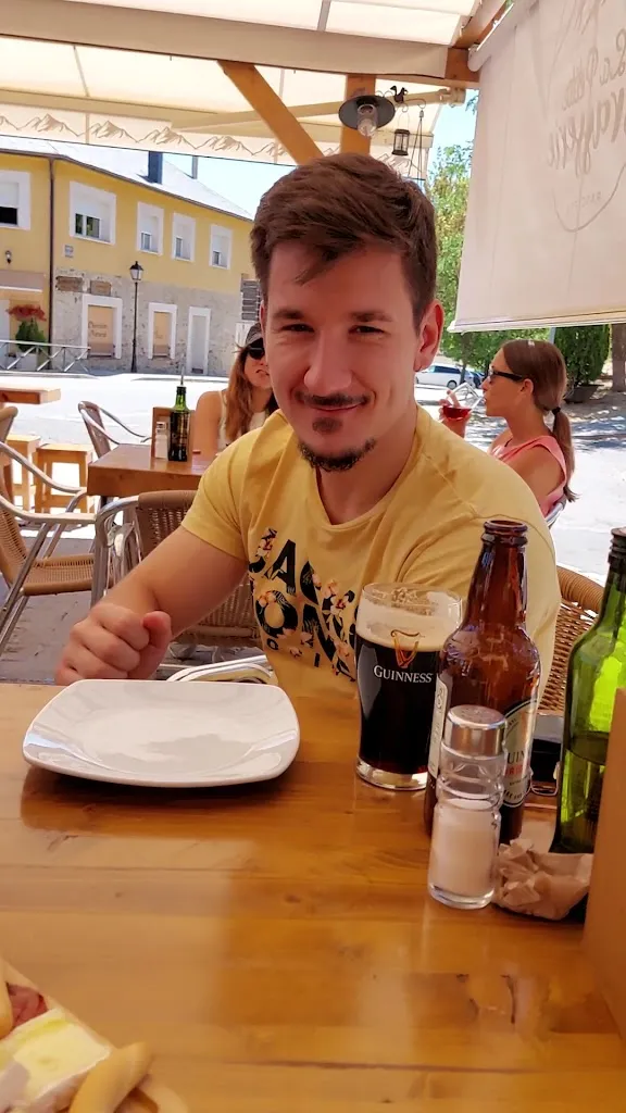 La Petite Brasserie_Rascafría_slider_image_2