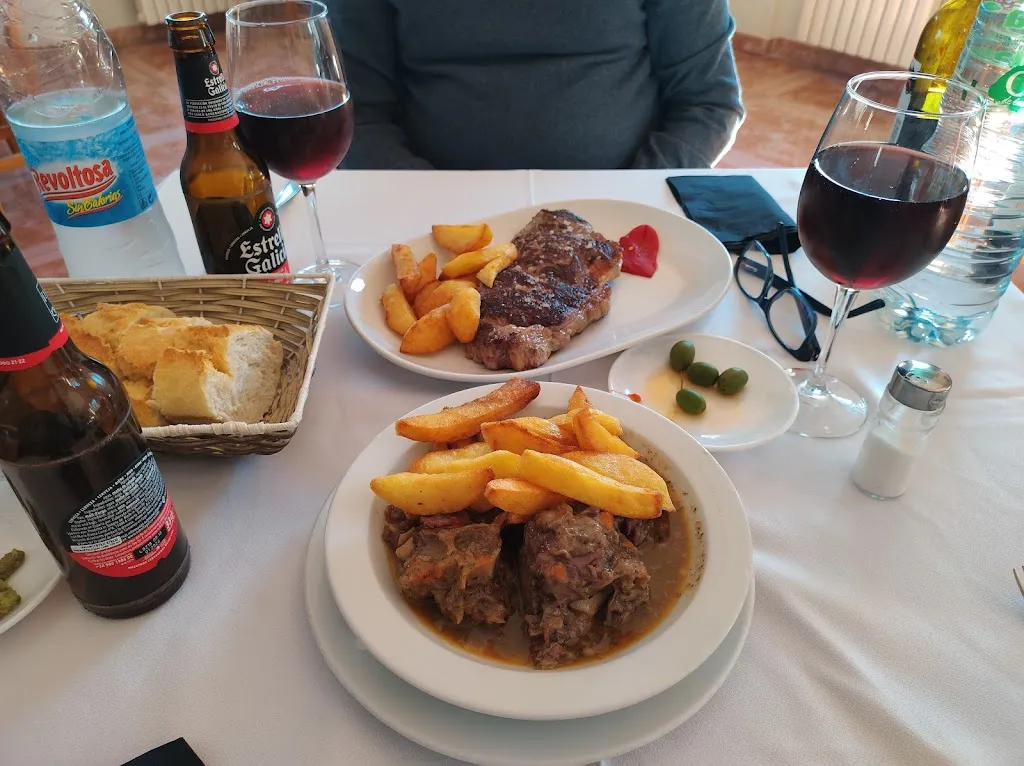 Menu_Restaurante Hotel Rural Marcos_Rascafría_immagine_5