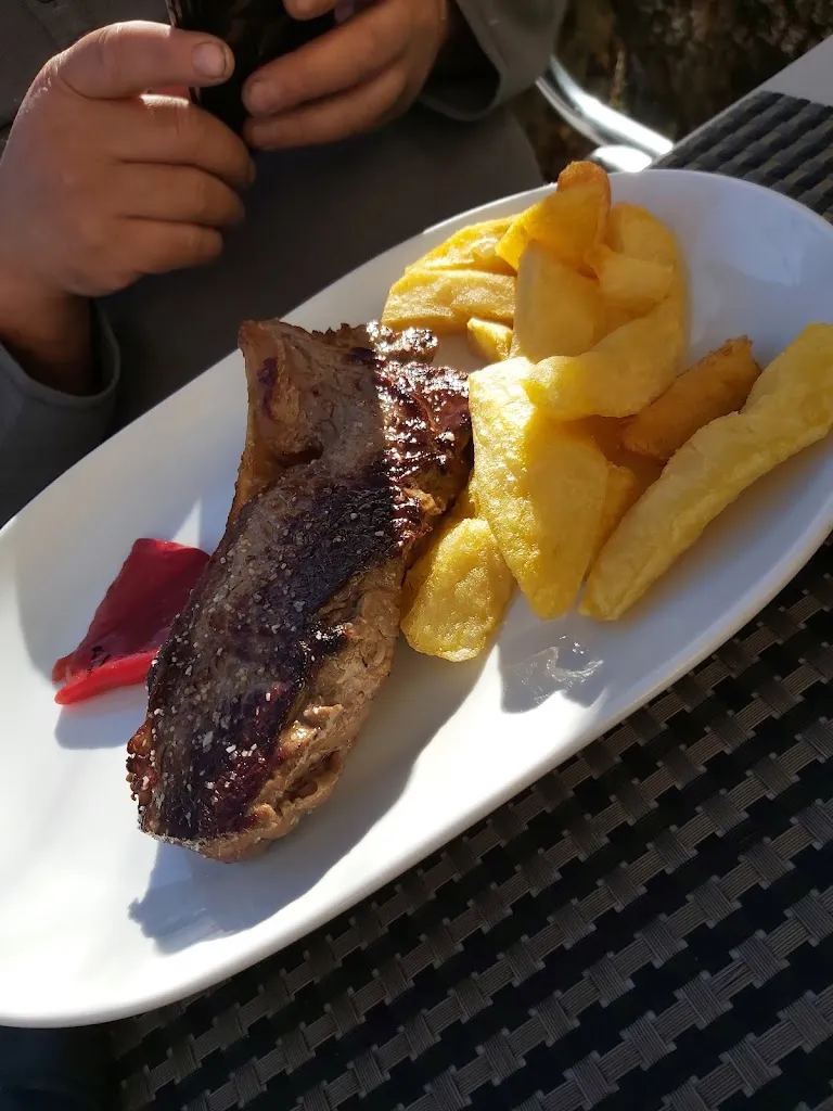 Menu_Restaurante Hotel Rural Marcos_Rascafría_immagine_6