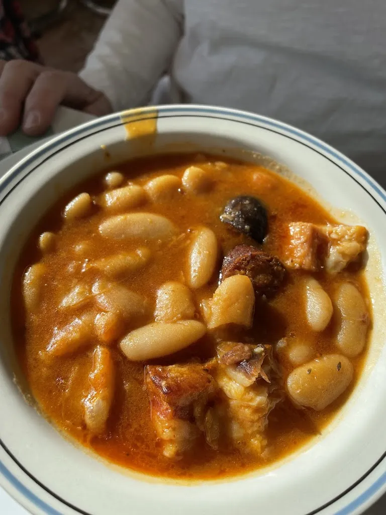 Marta Goytre_Restaurante Sol y Aire Casa Santi_Santa María de la Alameda_review