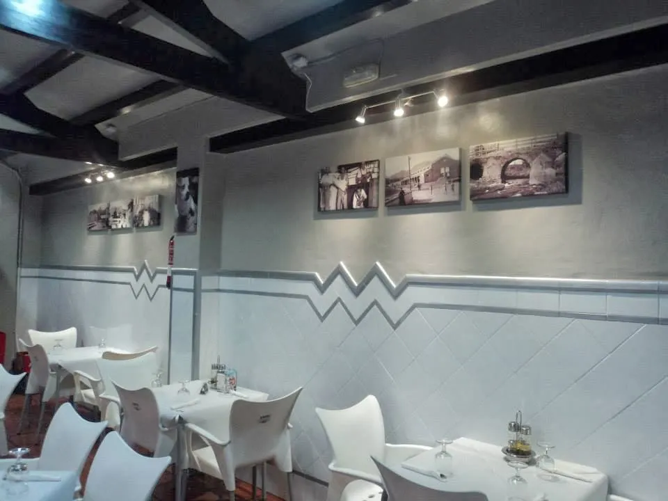 Bar La Bombilla restaurant in Ondara