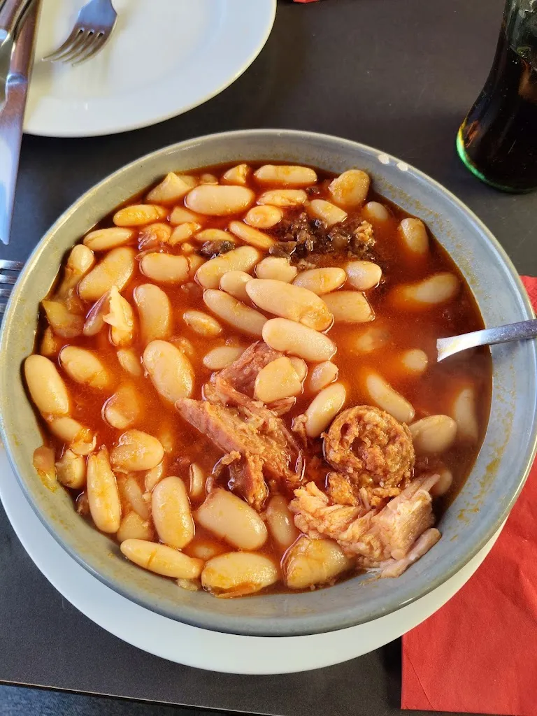 Alexandra OJ_Bar Tasca_Serna del Monte La_review