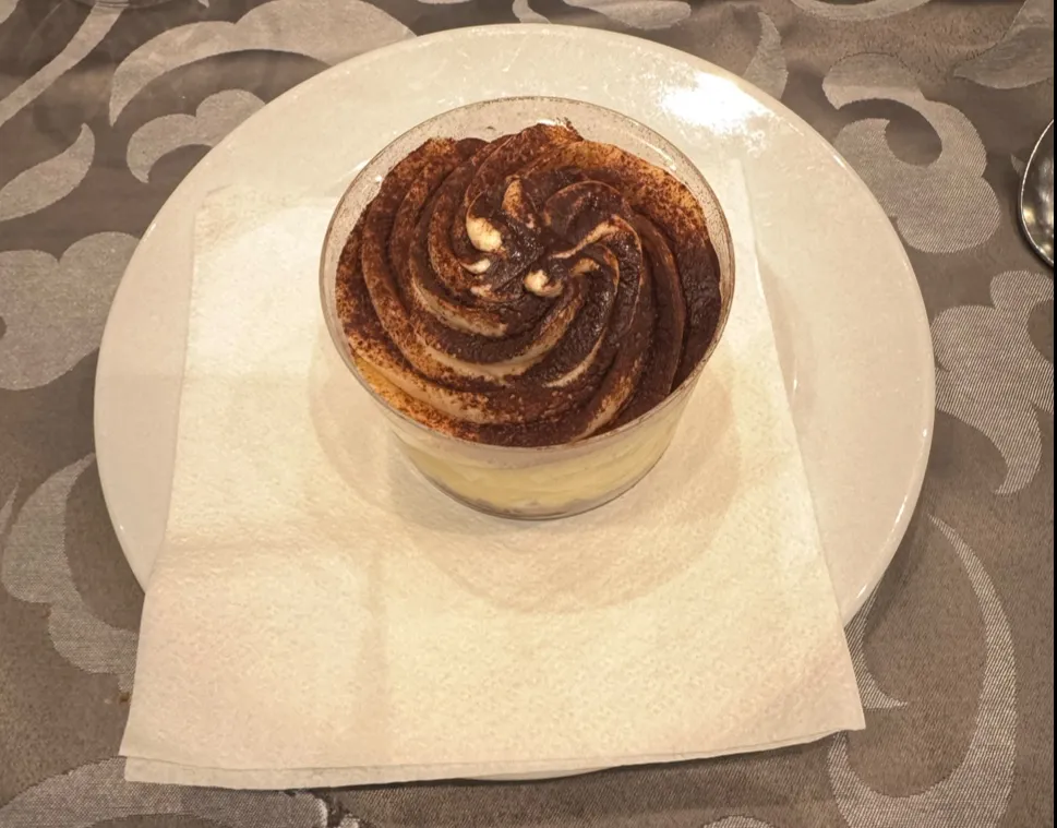 Bouchra El Khattabi Nati_Restaurante La Brandada El Laurel_San Sebastián de los Reyes_review