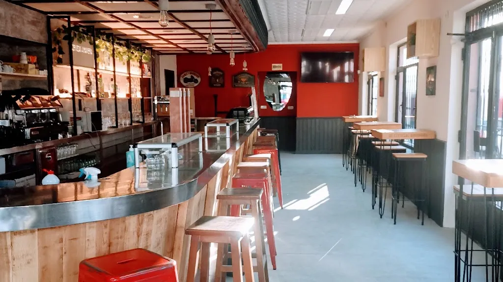 ZIPI BAR restaurant in San Martín de Valdeiglesias