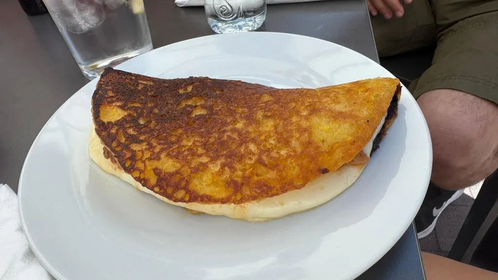 Ramon Guerrero_La Esquinita de Tay_San Martín de Valdeiglesias_review