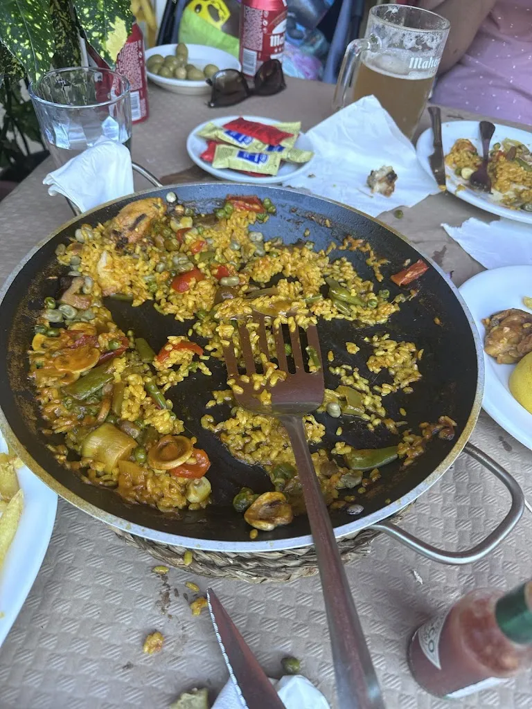 Monica Meena_Rte La Ermita_San Martín de Valdeiglesias_review