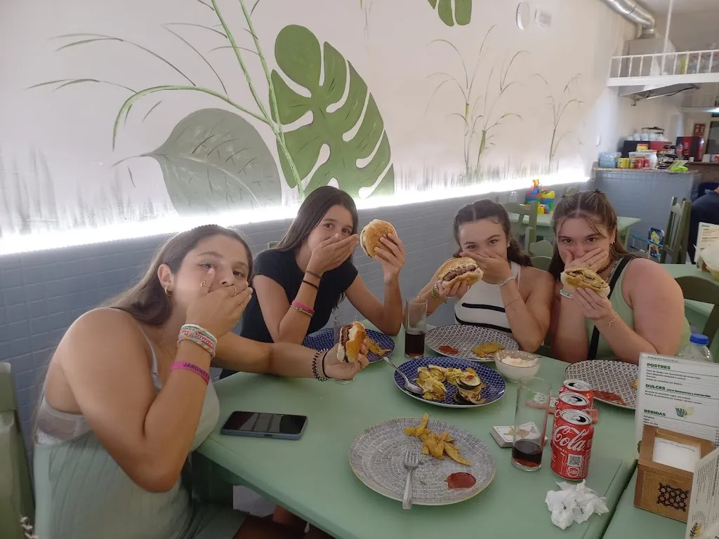 Pilar Martin_Cafe Restaurante Lana's_Tielmes_review