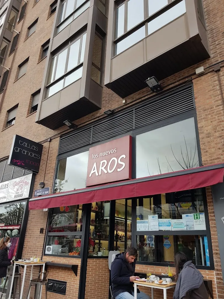 Los Nuevos Aros restaurant in Tetuán de las Victorias