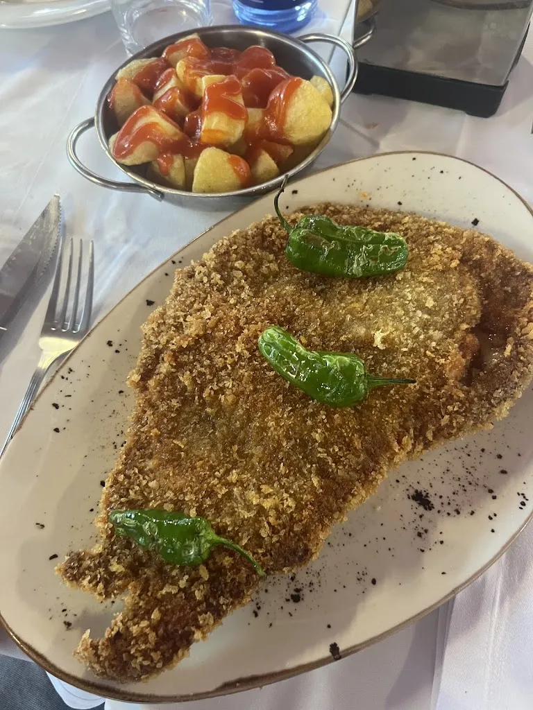 Rosa Padilla_Las Patatas de Javi 2025 Restaurante_Pinto_review